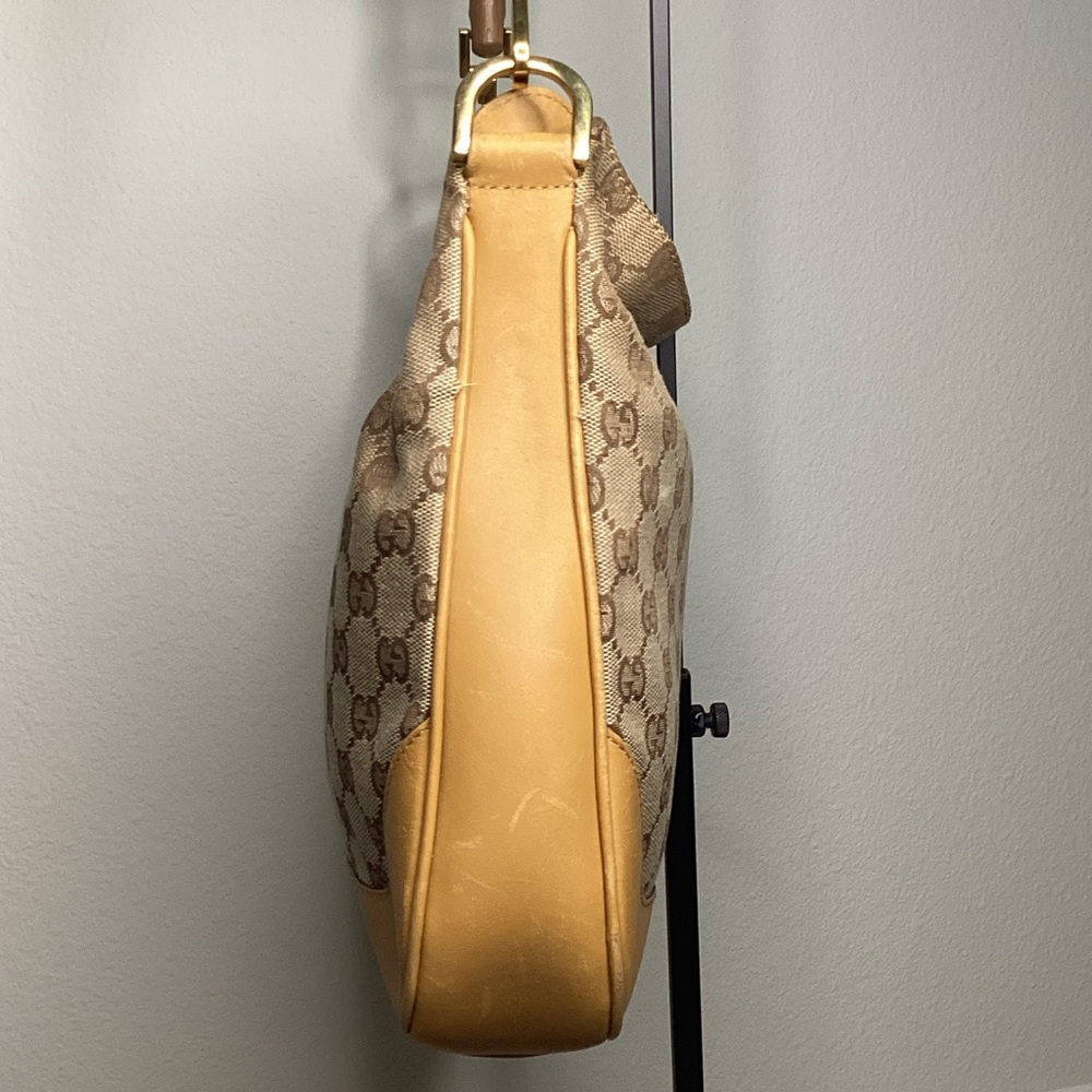 Gucci Tan and Brown Monogram Shoulder Bag - Picture 8 of 15